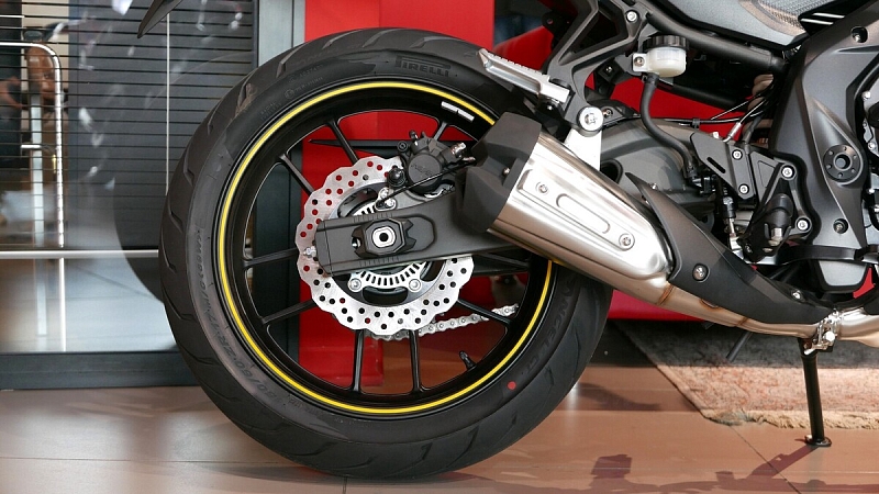  R525