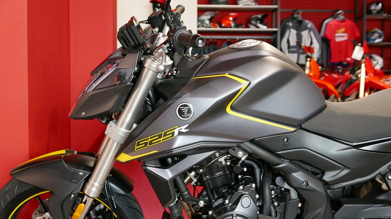  R525